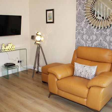 City Centre Town House With Riverside Views And Free Parking 1Bak York Dış mekan fotoğraf