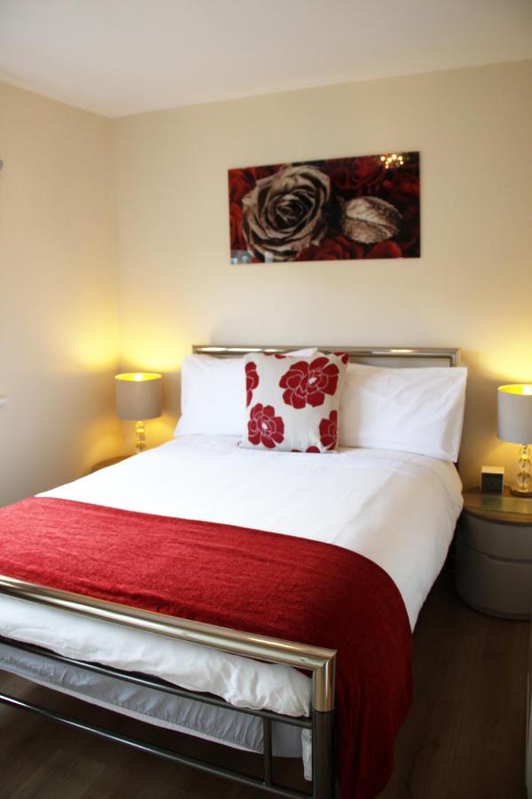 City Centre Town House With Riverside Views And Free Parking 1Bak York Dış mekan fotoğraf
